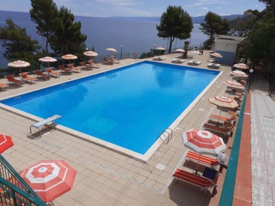 Camping & Village Rais Gerbi Pollina Kültér fotó