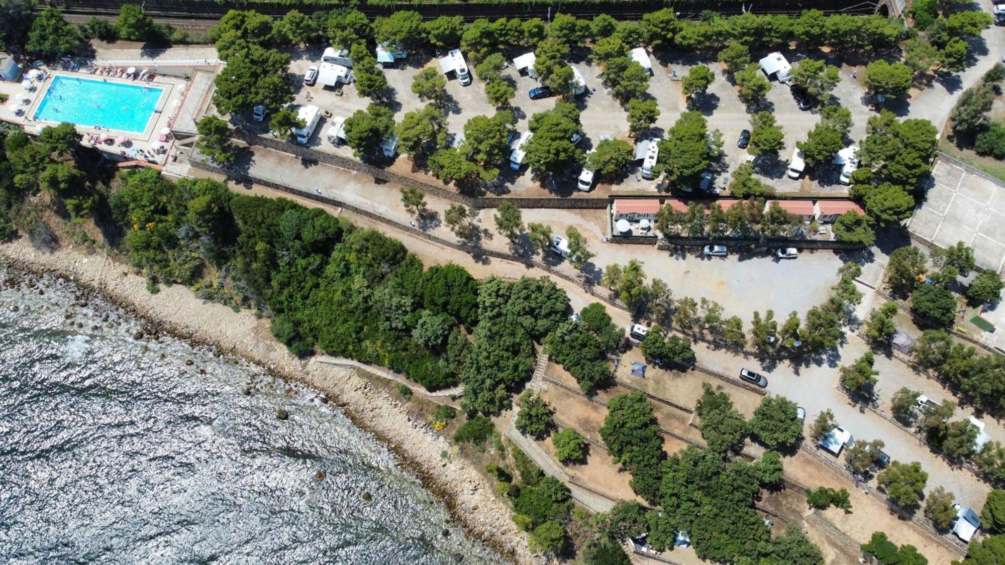 Camping & Village Rais Gerbi Pollina Kültér fotó